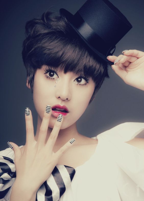 Kiểu tóc của Kim Ji Won Kiểu tóc của Kim Ji Won