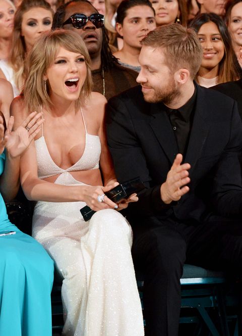 Gu thời trang của Taylor Swift thay đổi thế nào qua các thời kỳ bạn trai Gu thời trang của Taylor Swift thay đổi thế nào qua các thời kỳ bạn trai
