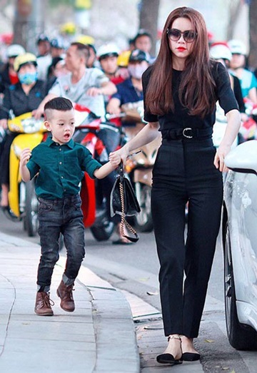 Phong cách thời trang đơn giản nhưng Phong cách thời trang đơn giản nhưng
