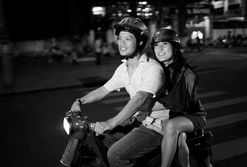 Bốn Bốn