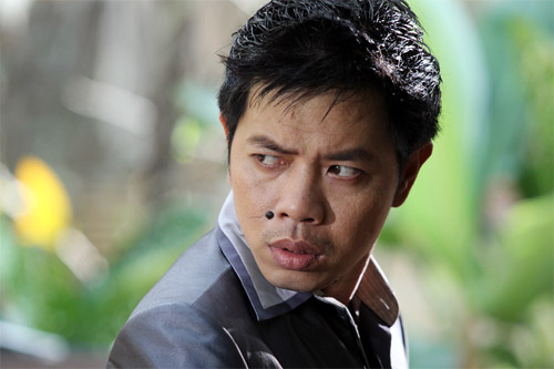 Bốn Bốn