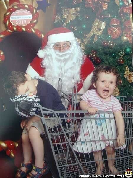 Không thể nhịn cười với biểu cảm của bé khi lần đầu thấy ông già Noel 2