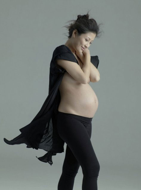Mỹ nh&acirc;n Hồng K&ocirc;ng khoe 