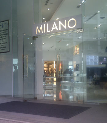 Milano - Gucci mở cửa trở lại  3