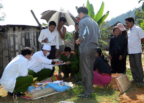 Những em bé chết thảm thương bởi chính bàn tay mẹ đẻ 5