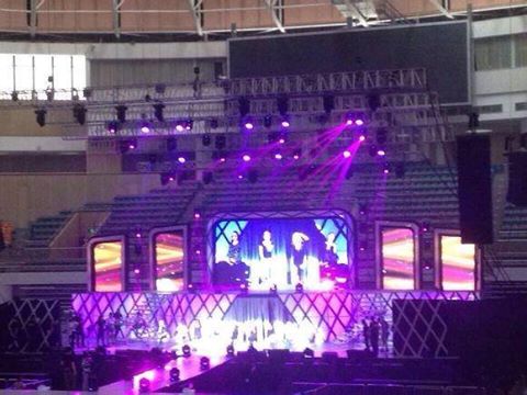 SNSD đ&atilde; o&agrave; kh&oacute;c khi h&aacute;t 