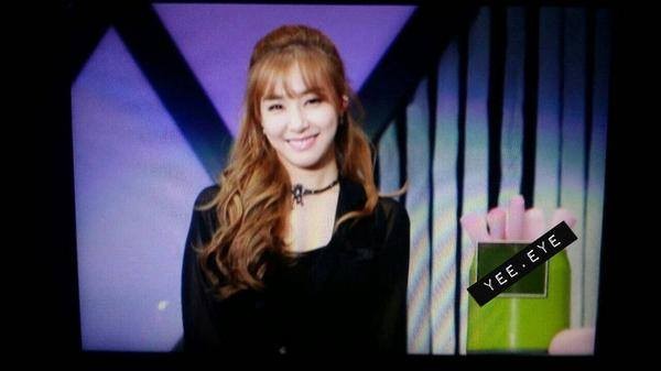 SNSD đ&atilde; o&agrave; kh&oacute;c khi h&aacute;t 