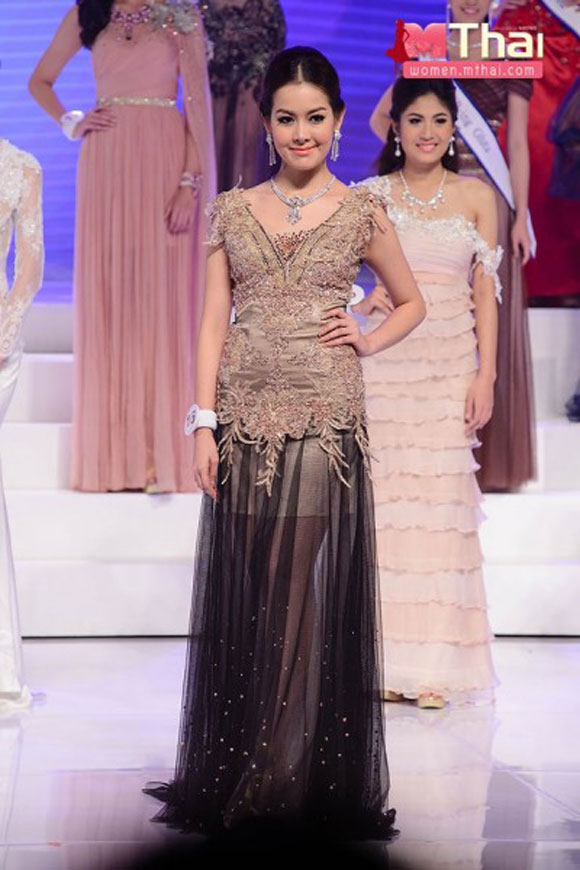 Hoa hậu Thái Lan 2014 bị chê thông minh nhưng kém sắc 9