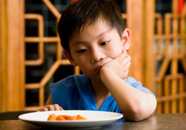Mẹ ăn hết phần của con 1 Mẹ ăn hết phần của con 1