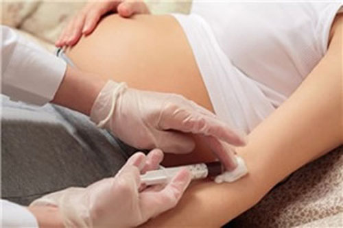Mục đích của việc xét nghiệm máu và nước tiểu khi mang thai 1