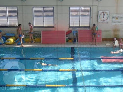 “Đột nhập” lớp học bơi của trẻ em Nhật Bản 7