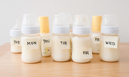 Xin sữa mẹ cho con, liệu các mẹ có mắc sai lầm? 3