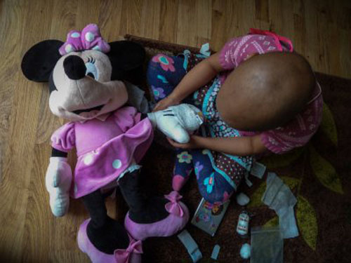 Cảm động hình ảnh mẹ chụp quá trình con gái chiến đấu với bệnh ung thư 28