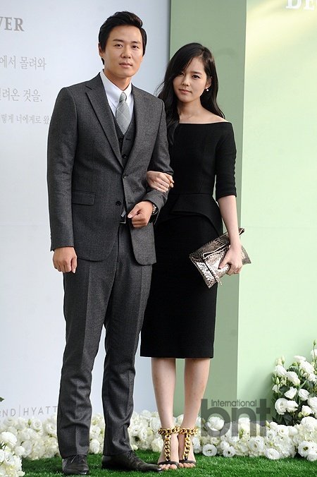Han Ga In là ngôi sao quyến rũ nhất tại các lễ cưới 1