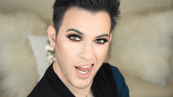 trang điểm trang điểm