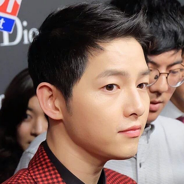 Song Joong Ki show Dior 