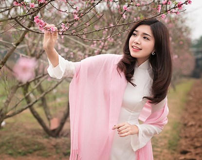Ảnh du xu&acirc;n tuyệt đẹp của hot girl Việt 16