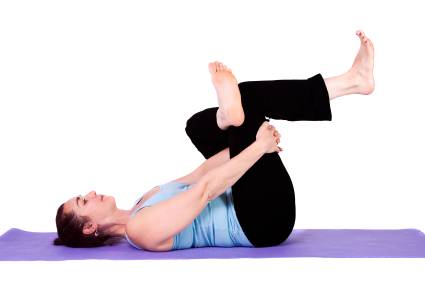 động tác yoga giảm đau lưng dưới
