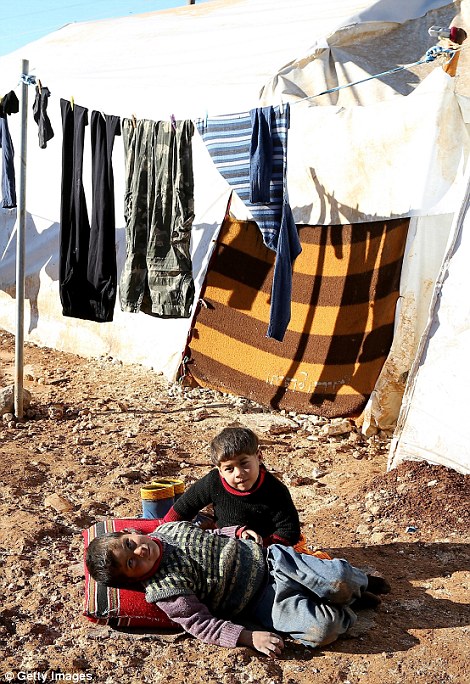 Những bức ảnh xúc động về cuộc sống trẻ em ở trại tị nạn Syria 7