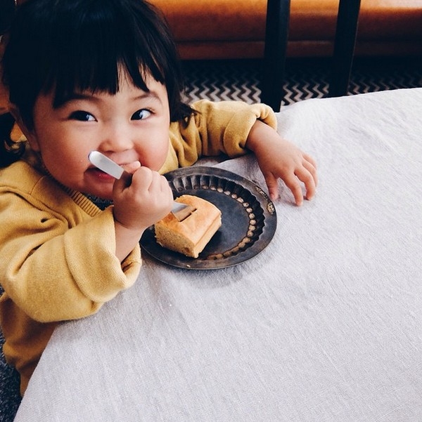Cô bé Nhật trên Instagram làm  trái tim cư dân mạng "tan chảy" 9