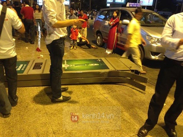 Hiện trường la liệt người bị thương trong vụ tai nạn xe Audi ở sân bay Tân Sơn Nhất 6