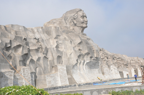 411 tỷ đồng xây tượng đài lớn nhất Đông Nam Á ở Quảng Nam 2