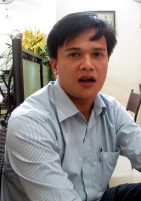 Chủ tịch xã có bằng thạc sĩ Anh quốc 1 Chủ tịch xã có bằng thạc sĩ Anh quốc 1