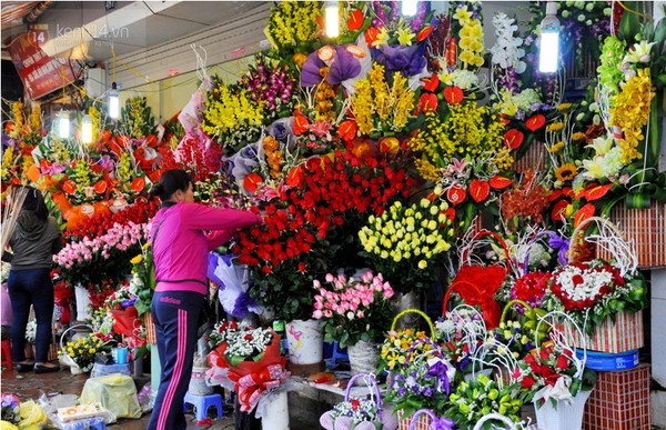 Mưa rét, cửa hàng hoa tươi vắng khách trong ngày Quốc tế Phụ nữ 4