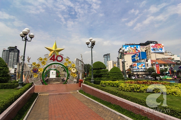 Sài Gòn rực rỡ cờ hoa mừng 40 năm ngày thống nhất đất nước_10