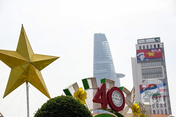 Sài Gòn rực rỡ cờ hoa mừng 40 năm ngày thống nhất đất nước_11