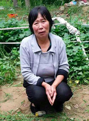 Quặn lòng bé gái 9 tháng tuổi bị cha chọc mù mắt_3 Quặn lòng bé gái 9 tháng tuổi bị cha chọc mù mắt_3