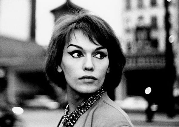 Vẻ đẹp mê hoặc của những phụ nữ chuyển giới ở Paris thập niên 50-60_7