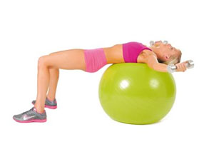 5 động t&aacute;c thể dục gi&uacute;p chị em c&oacute; 