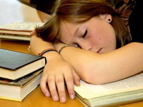 9 việc nên làm trong một ngày thiếu ngủ 1 9 việc nên làm trong một ngày thiếu ngủ 1