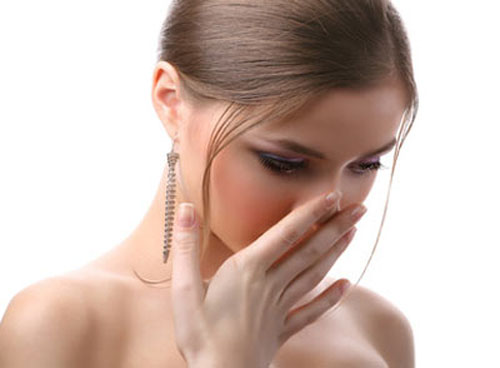 Mùi hơi thở tiết lộ nhiều điều về sức khỏe của bạn 1 Mùi hơi thở tiết lộ nhiều điều về sức khỏe của bạn 1