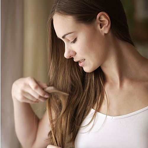 7 nguy cơ sức khỏe tiềm ẩn đằng sau triệu chứng rụng tóc 1