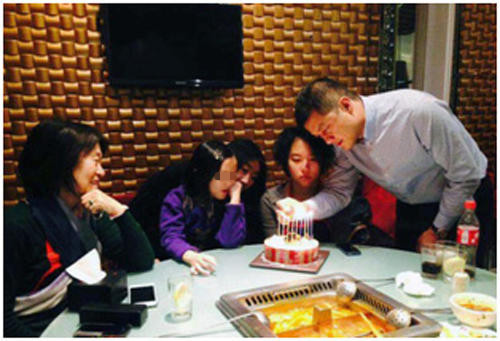 Lý Á Bằng tổ chức sinh nhật cho con gái riêng của Vương Phi 3