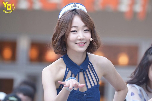Nữ ca sĩ Hàn nhảy lầu tự tử ngay đầu năm mới 2