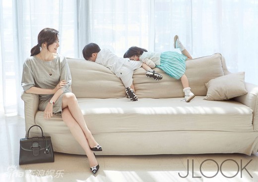 Lee Young Ae khoe cặp sinh đ&ocirc;i đ&aacute;ng y&ecirc;u 1