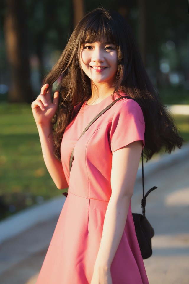 Hot girl S&agrave;i Th&agrave;nh đẹp rạng rỡ dưới sắc mai v&agrave;ng 11
