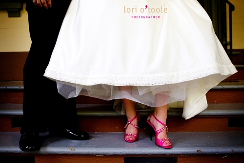 Phá cách với giày color block cho cô dâu thích nổi bật 10