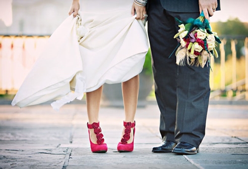 Phá cách với giày color block cho cô dâu thích nổi bật 12