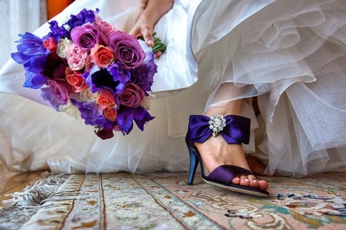 Phá cách với giày color block cho cô dâu thích nổi bật 27