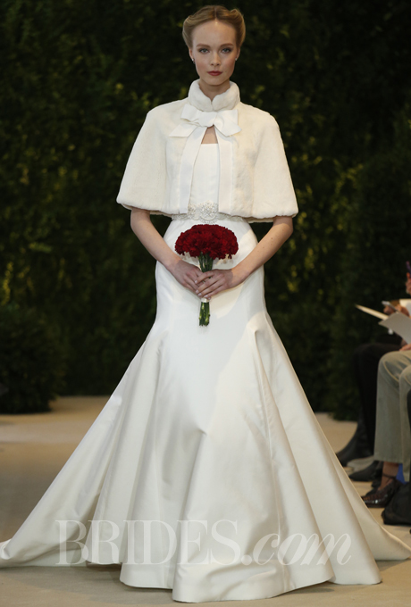 Những xu hướng váy cưới mới nhất tại Tuần lễ thời trang 2014 9