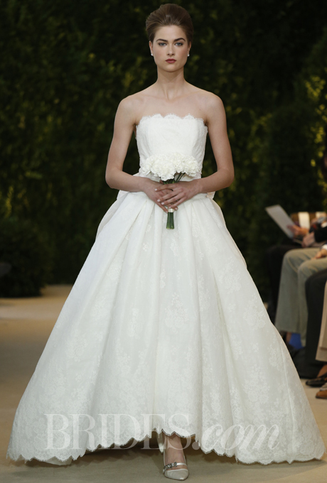 Những xu hướng váy cưới mới nhất tại Tuần lễ thời trang 2014 11