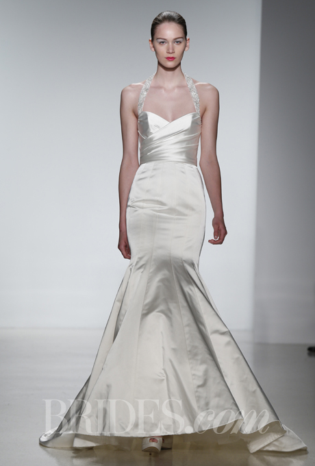 Những xu hướng váy cưới mới nhất tại Tuần lễ thời trang 2014 21