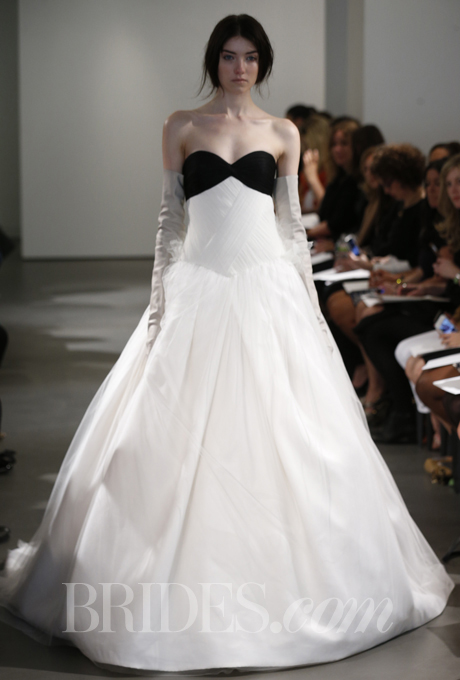 "Đã mắt" với BST váy cưới Xuân/Hè 2014 của Vera Wang & Marchesa 10