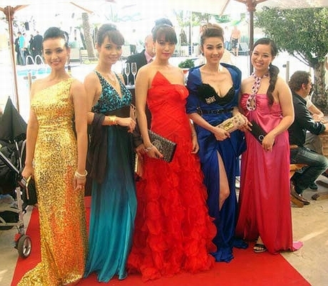 Thời trang sao Việt tại thảm đỏ Cannes 2013 