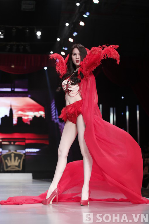 Đ&ecirc;m hội ch&acirc;n d&agrave;i 7 đối mặt với &aacute;n phạt h&agrave;ng trăm triệu 3