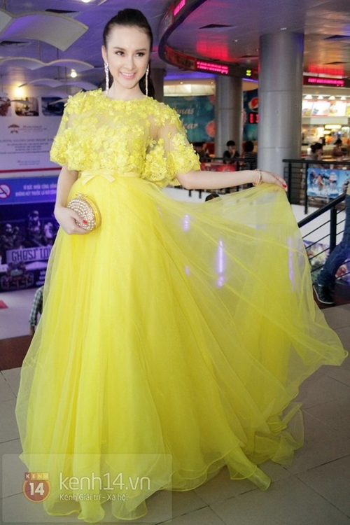 Lâm Chi Khanh bất ngờ đơn giản với mẫu váy của Victoria Beckham 14